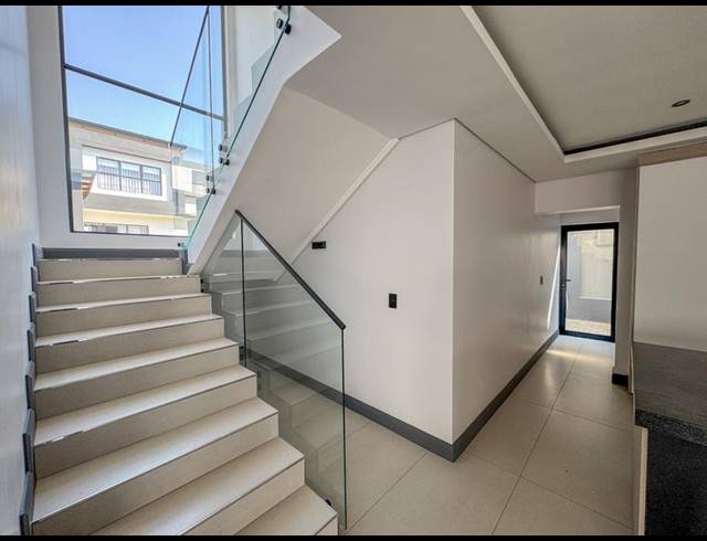 4 BEDROOM HOUSE FOR SALE IN FOUNTAINBROOK ESTATE